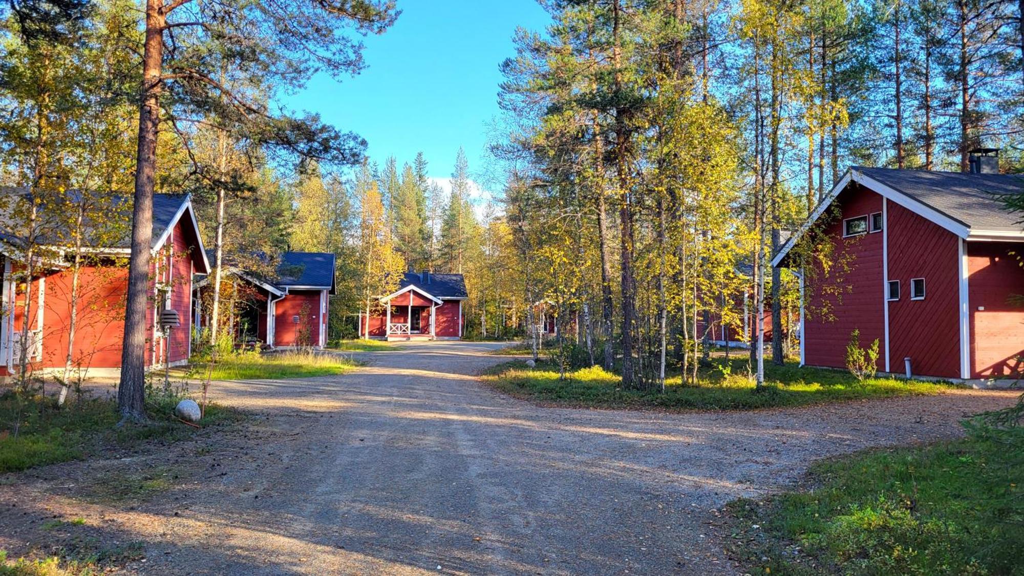 Villa Maentymajat à Äkäslompolo Extérieur photo